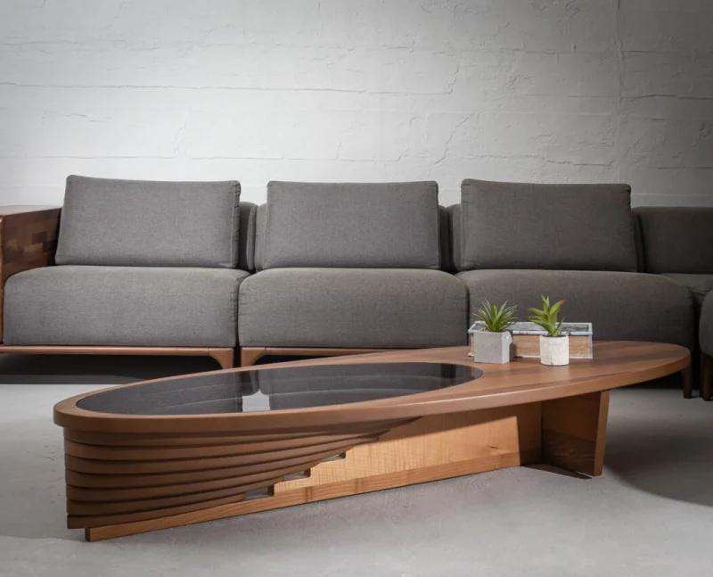 tg1532.webp SOLEY ORTA SEHPA - Görsel 1